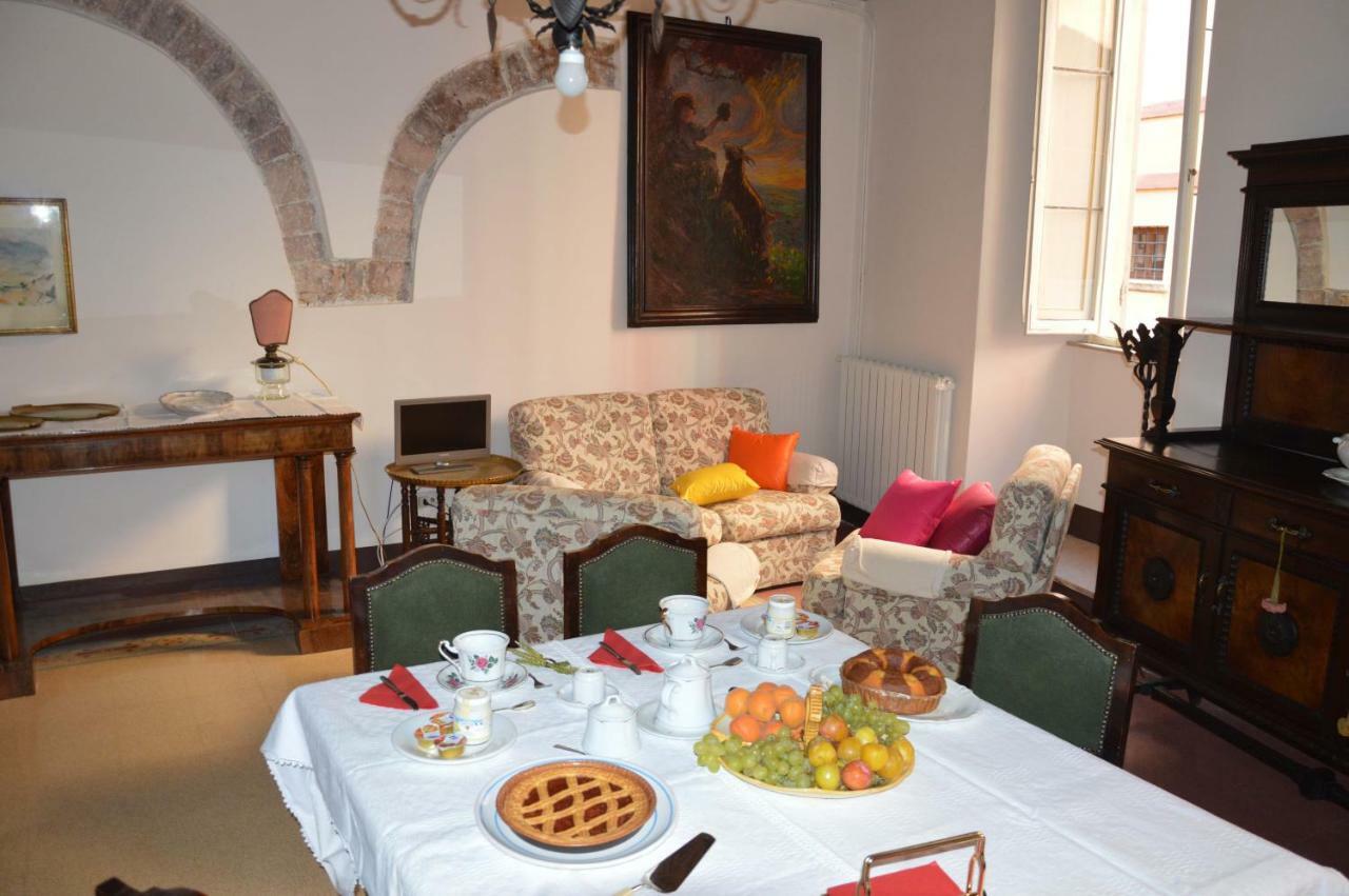 Casa Ciri Bed & Breakfast Фолиньо Екстериор снимка